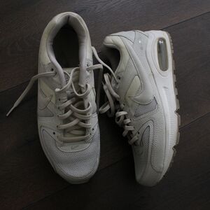 Nike Air Max White/Tan Sneakers